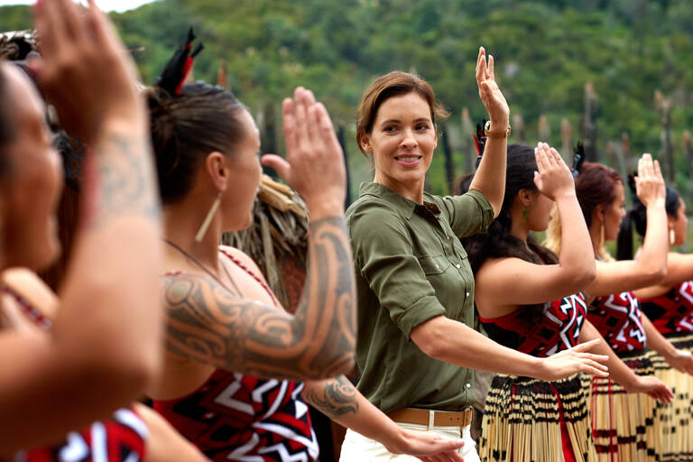 tb-nz-rotorua-tepuia-maori