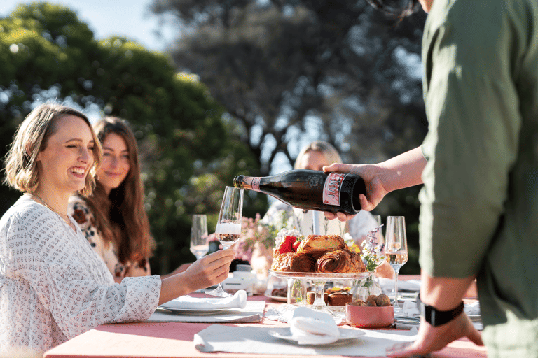tb-tasmania-drinks-wine
