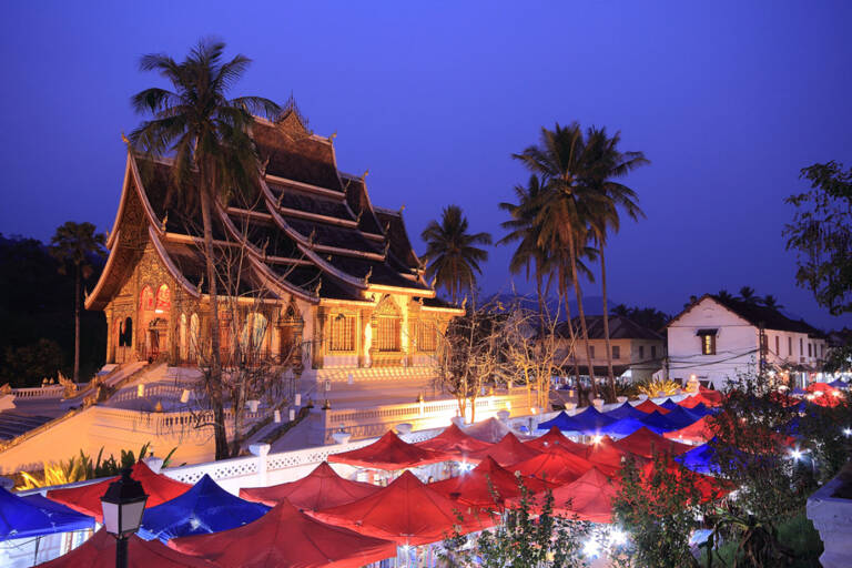 traditionele-markten-laos