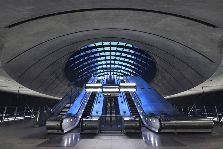 tube-station