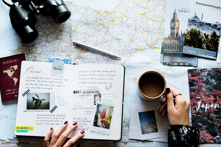 woman-holiday-planning-notebook-itinerary